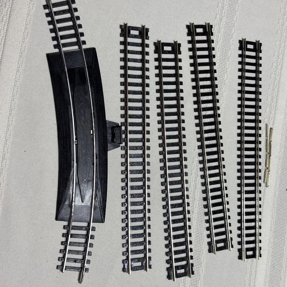 Lot Of 5 Assorted Ho Scale Model Track Rerailers Etc For Railroad Display
